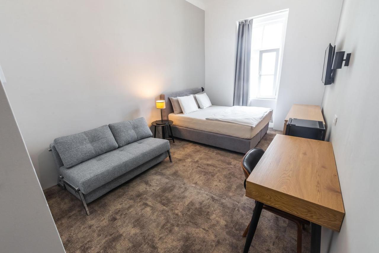 Roomers Maribor Buitenkant foto
