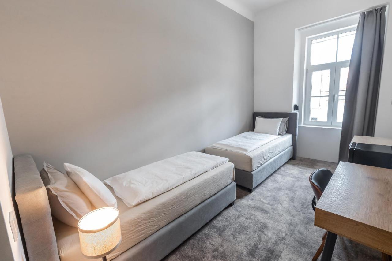 Roomers Maribor Buitenkant foto